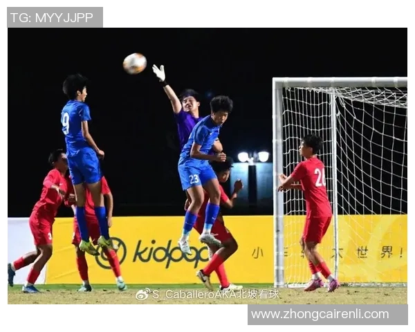 杭州足球队在邀请赛中的默契配合与战术执行分析 杭州足球队在邀请赛中的默契配合与战术执行分析